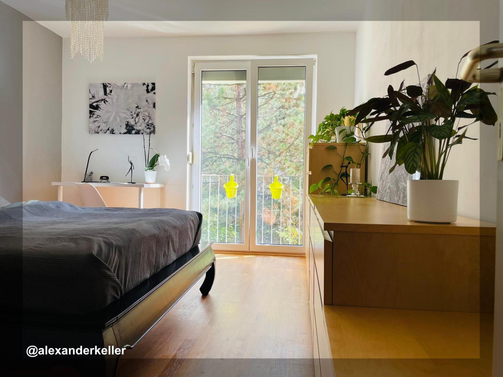 Schoenes Und Ruhiges Mit Franzoesischem Balkon Privatunterkunft *