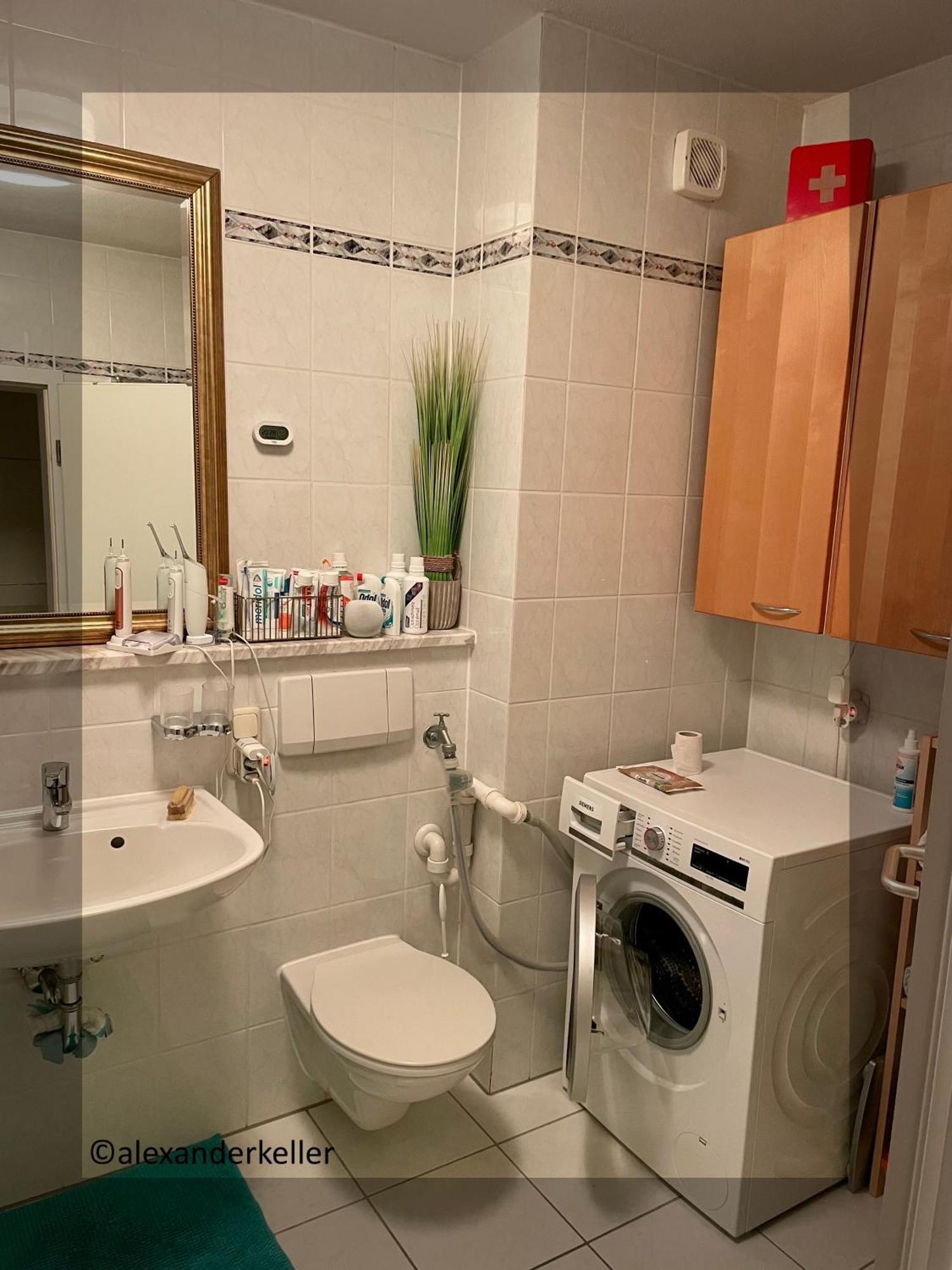 Schoenes Und Ruhiges Mit Franzoesischem Balkon Privatunterkunft